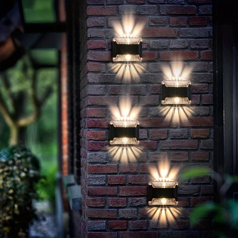 Outdoor Lighting Jellyfish - Набор из 4 солнечных настенных светильников: